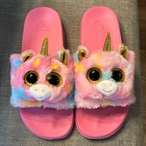 TY pink sandals size 5-7